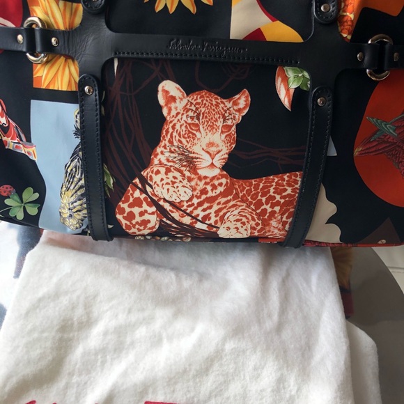 Bag - Picture 2 of 4